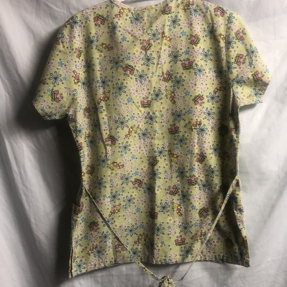 Faux wrap scrub top butterfly caterpillar small tie back waist green - Picture 9 of 11